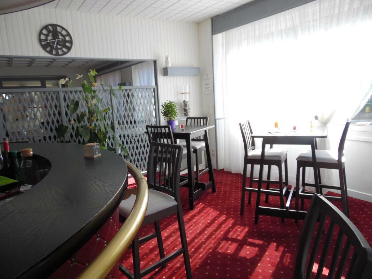 Chante Grelet Hotel 3*